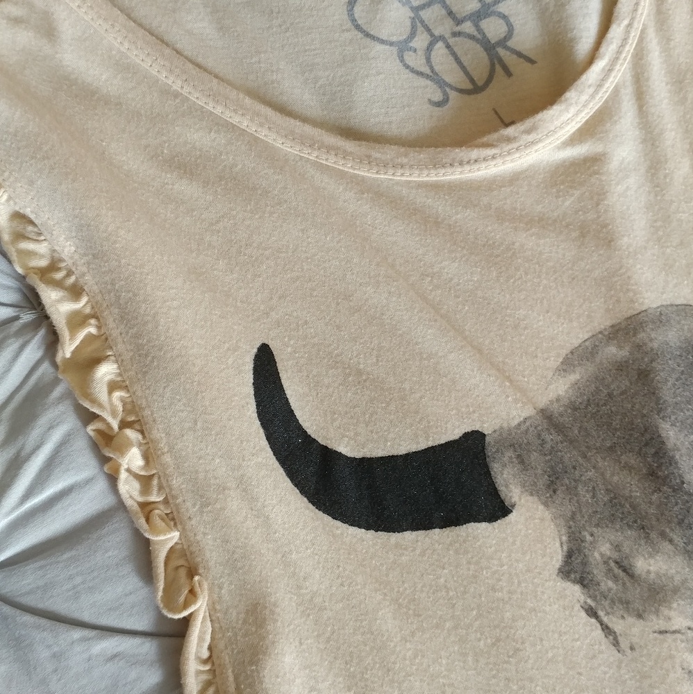 Tee